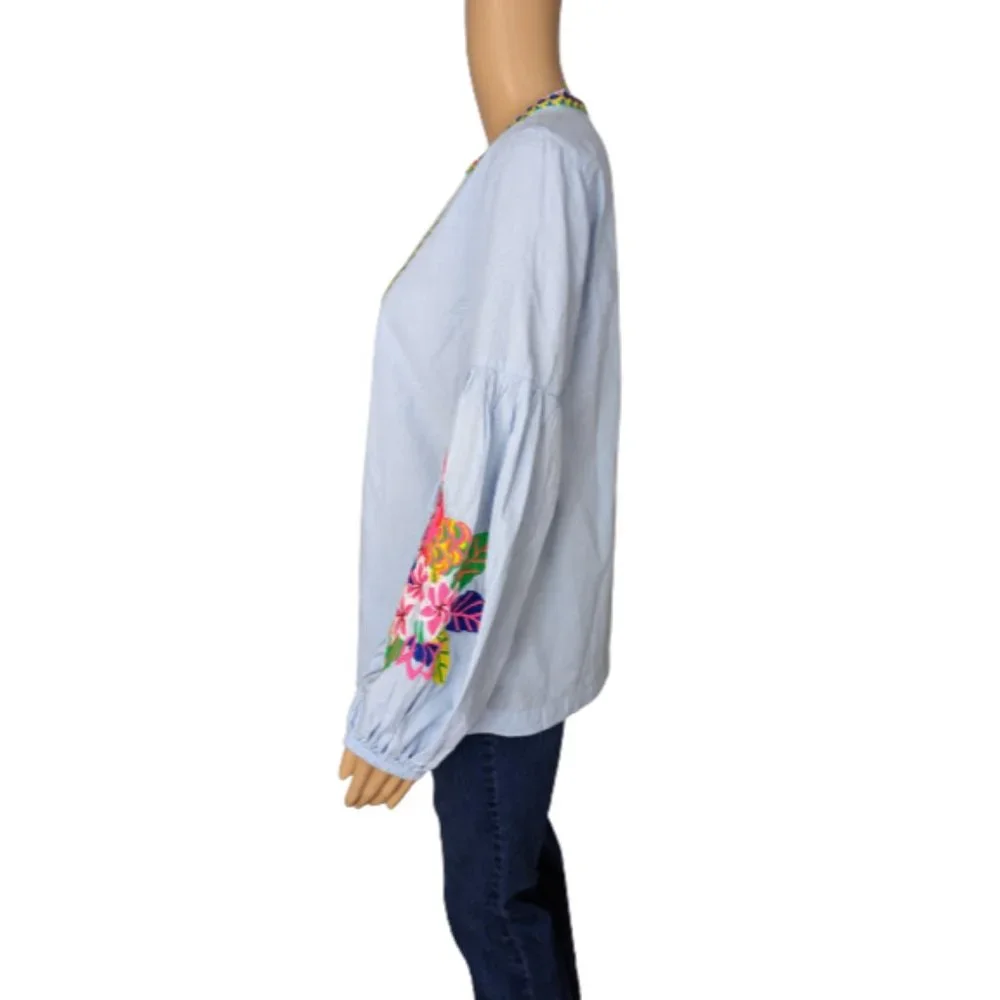 Crown & Ivy Embroidered Peasant Top S - Picture 6 of 9